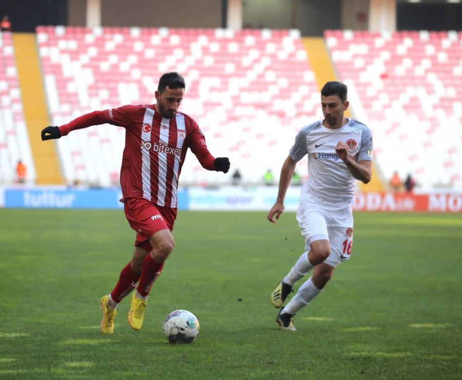 Demir Grup Sivasspor 2-2 HangiKredi Ümraniyespor