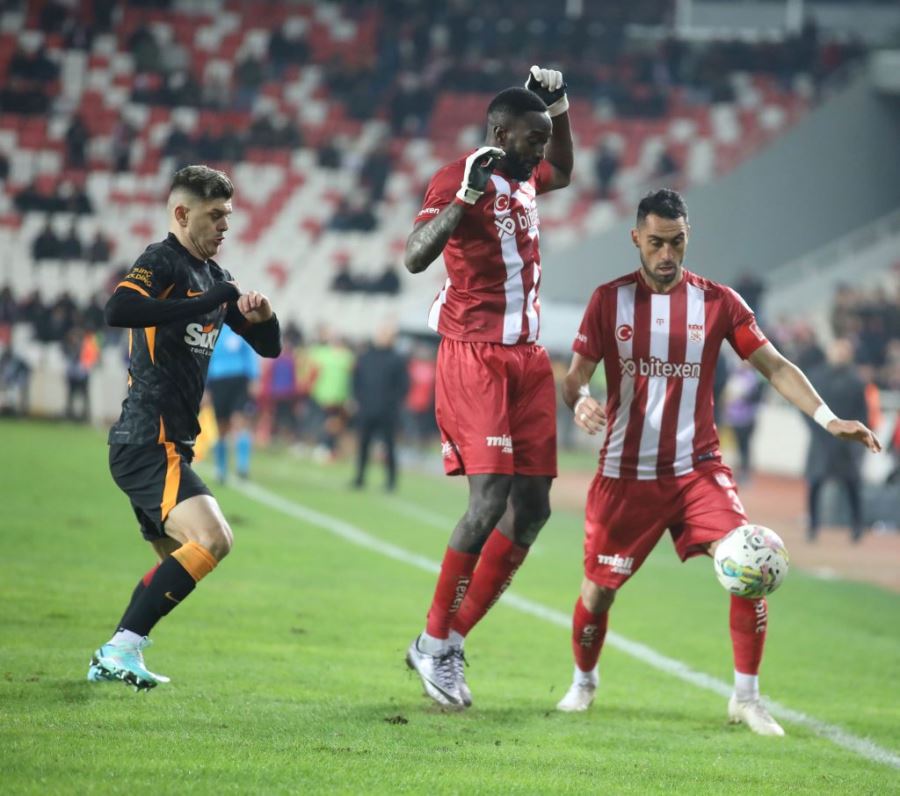 Demir Grup Sivasspor 1-2 Galatasaray