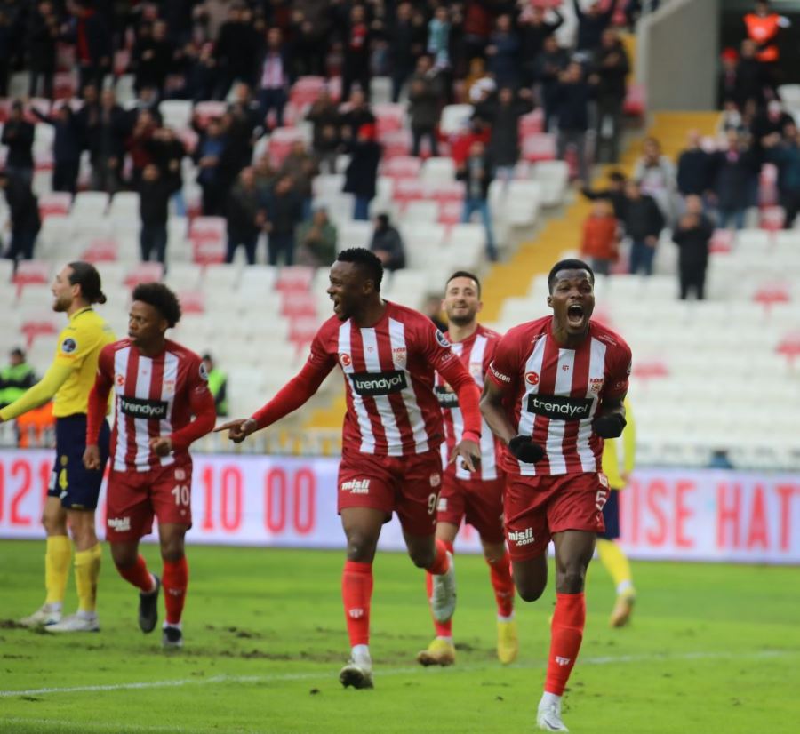 Demir Grup Sivasspor 2-0 Ankaragücü