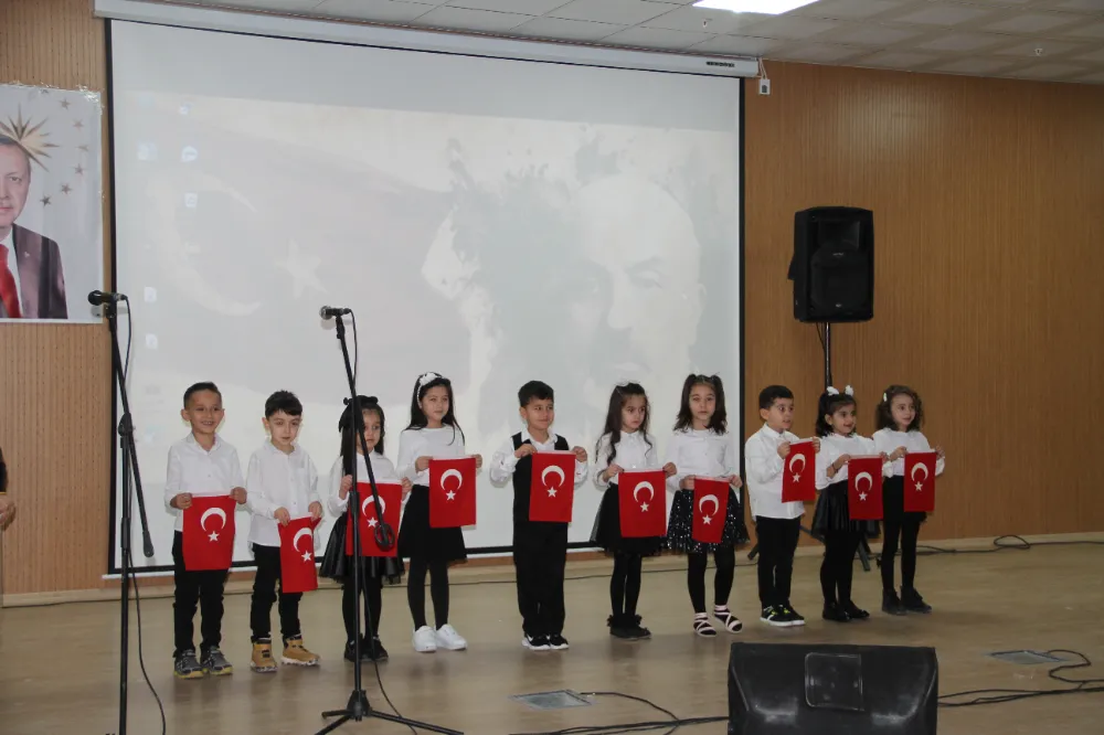 İstiklal Marşının Kabulü ve Mehmet Akif Ersoy’u anma günü tören programı düzenlendi. 